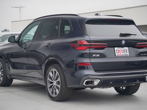 Used 2026 BMW X5 xDrive40i w/ M Sport Package image 7