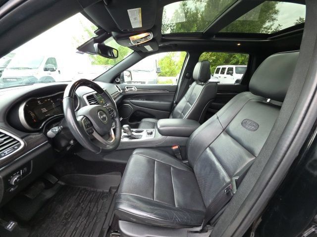 Used 2018 Jeep Grand Cherokee Overland AWD/4WD image 21