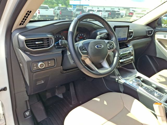 Used 2021 Ford Explorer Limited w/ Hybrid Equipment Group 310A AWD/4WD image 10