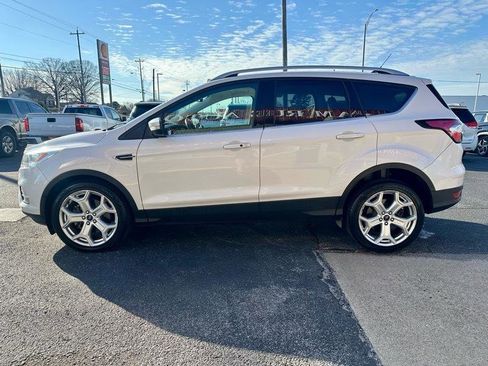 Used 2018 Ford Escape Titanium w/ Ford Safe & Smart Package image 5