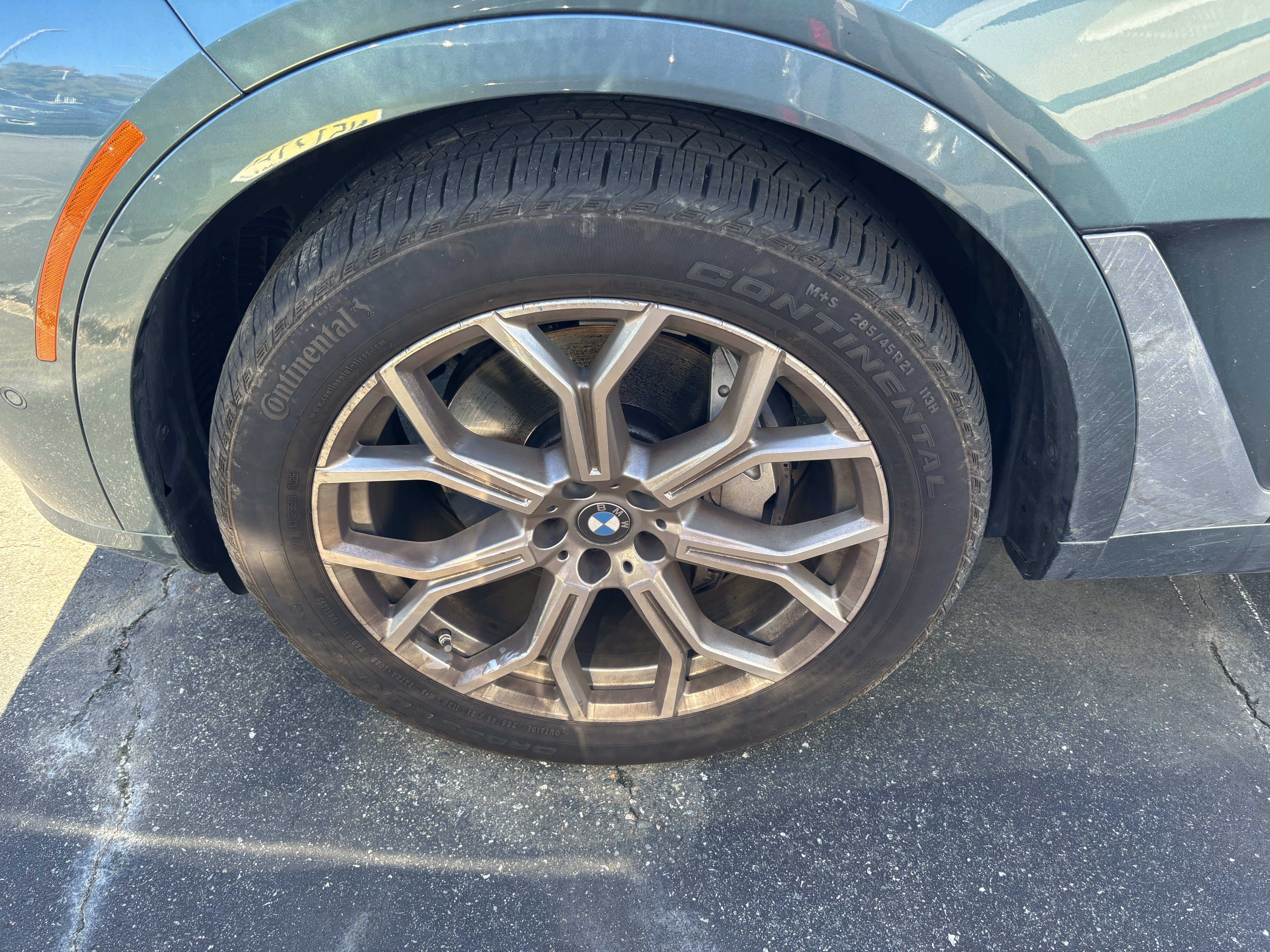 Certified 2024 BMW X7 xDrive40i w/ Executive Package AWD/4WD image 13