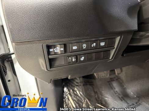 New 2026 Toyota Tundra SR5 AWD/4WD image 35