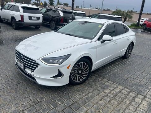 Used 2021 Hyundai Sonata SEL image 2