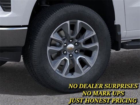 New 2026 Chevrolet Silverado 1500 LT w/ Texas Edition Plus image 9