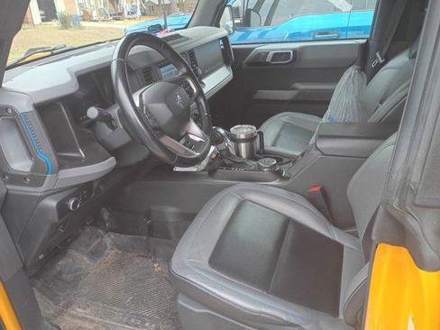 Used 2021 Ford Bronco Black Diamond w/ Sasquatch Package image 4