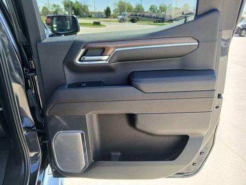 Certified 2023 Chevrolet Silverado 1500 High Country w/ Max Trailering Package AWD/4WD image 20