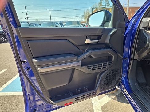 Used 2024 Toyota Tacoma TRD Off-Road image 13