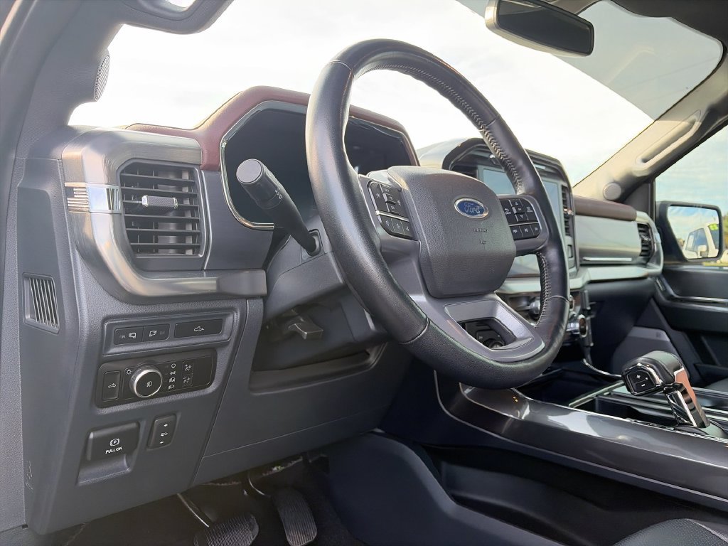 Used 2023 Ford F150 Lariat AWD/4WD image 19