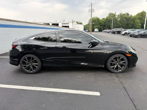 Used 2019 Honda Civic Sport image 6