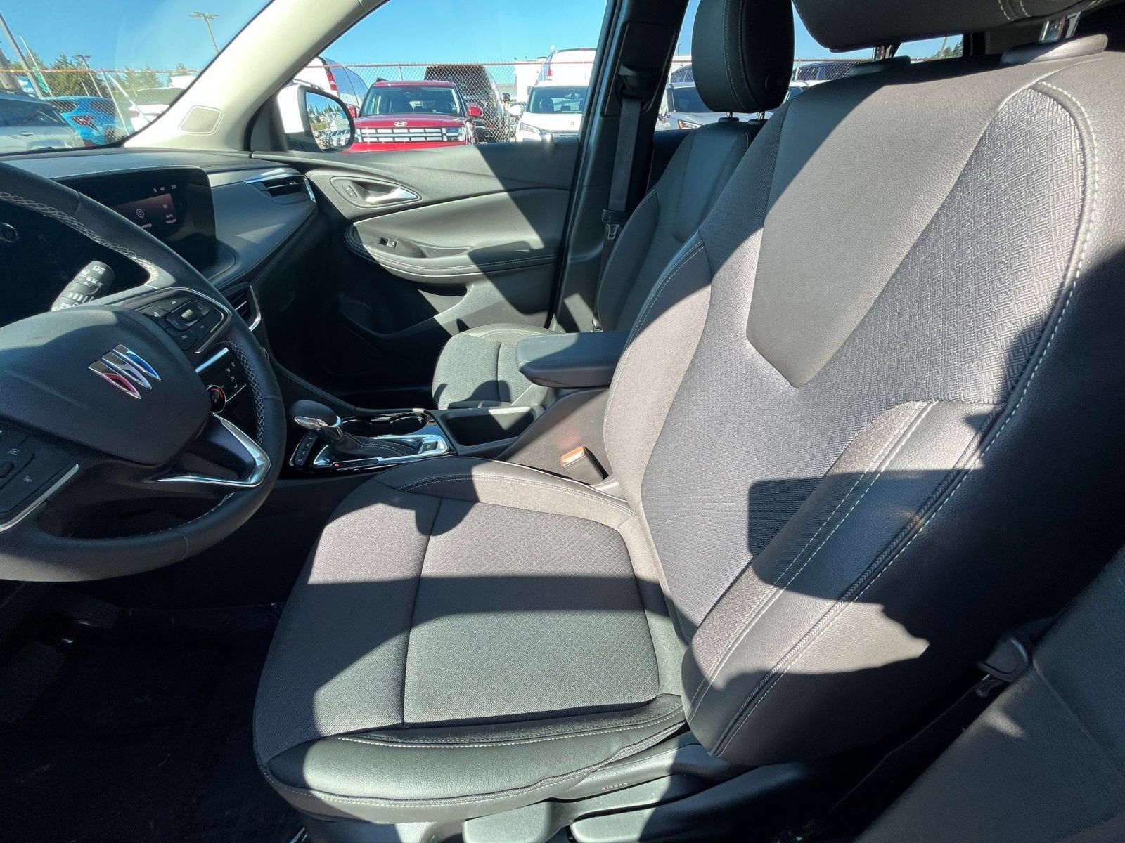 Used 2026 Buick Encore GX Preferred AWD/4WD image 27