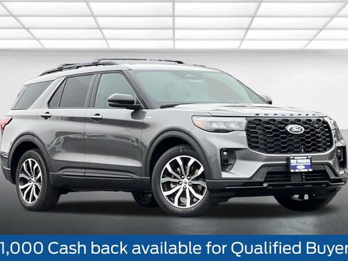 New 2026 Ford Explorer ST-Line RWD image 2
