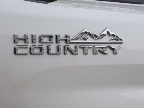 Used 2024 Chevrolet Silverado 3500 High Country w/ High Country Premium Package image 11