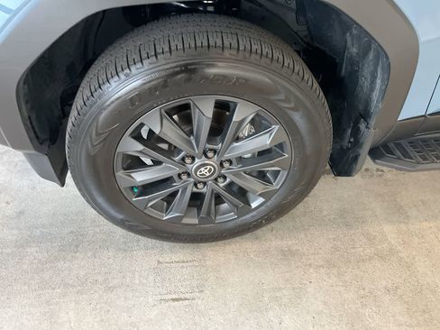 Used 2024 Toyota Land Cruiser w/ Premium Package image 10