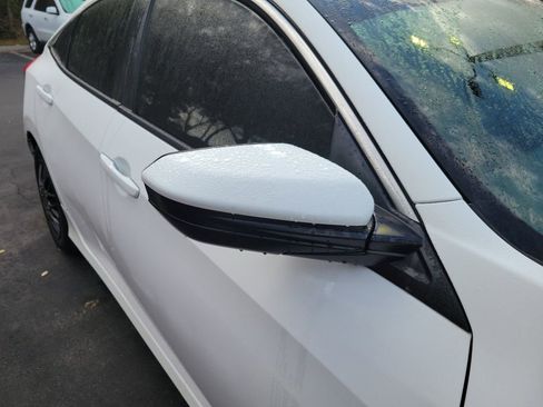 Used 2018 Honda Civic LX image 10