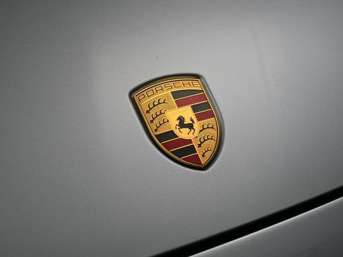 Certified 2023 Porsche Cayenne Turbo AWD/4WD image 13