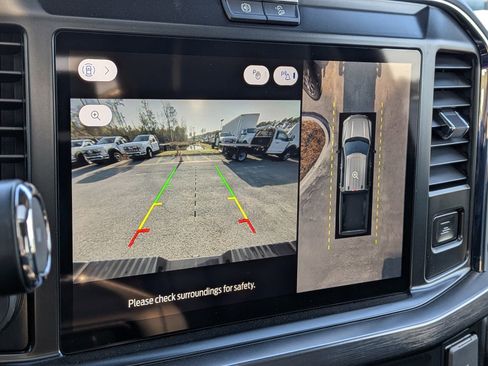 Certified 2026 Ford F250 Lariat w/ Black Appearance Package image 13