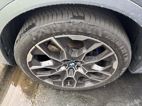 Used 2023 BMW X7 xDrive40i w/ Executive Package image 33