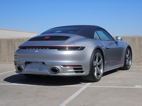 Certified 2023 Porsche 911 Carrera image 8