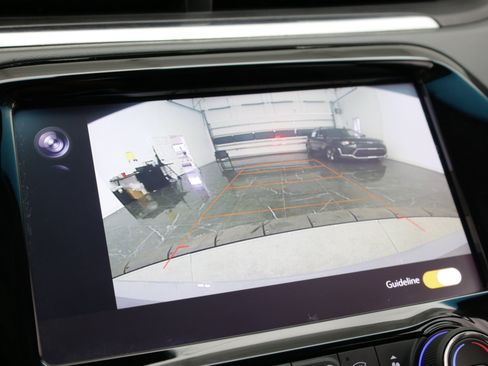 Used 2021 Chevrolet Bolt LT FWD image 23