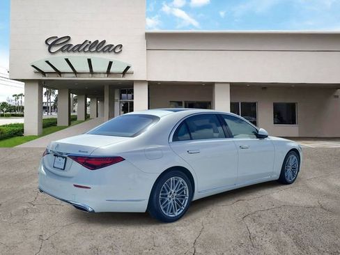 Used 2021 Mercedes-Benz S 580 4MATIC Sedan image 5