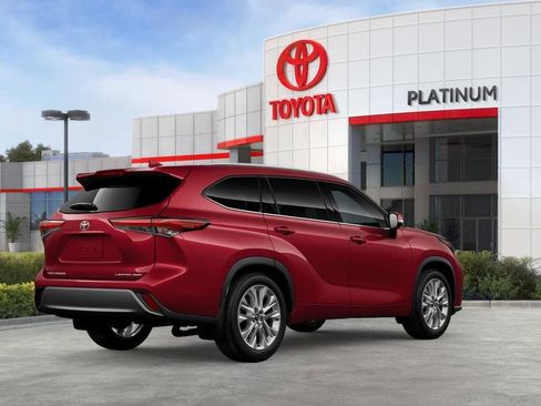 New 2026 Toyota Highlander Limited image 10