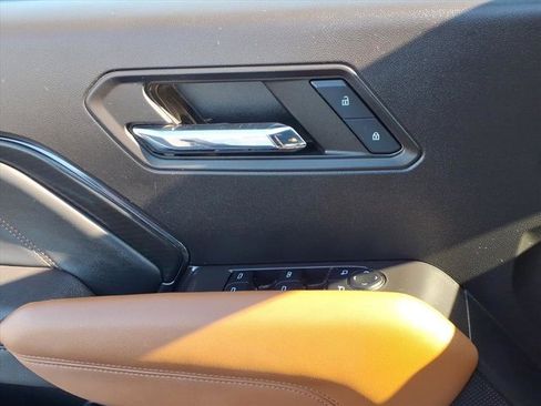 Used 2024 GMC Canyon AT4 w/ Canyon Safety Plus Package image 23