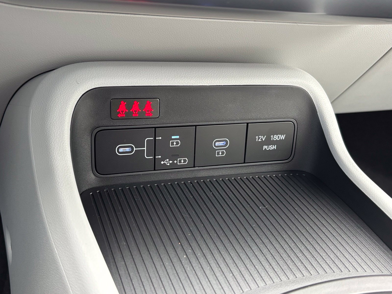 New 2027 Hyundai Kona SE FWD image 22