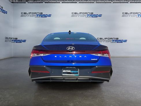 Used 2024 Hyundai Elantra Limited FWD image 6