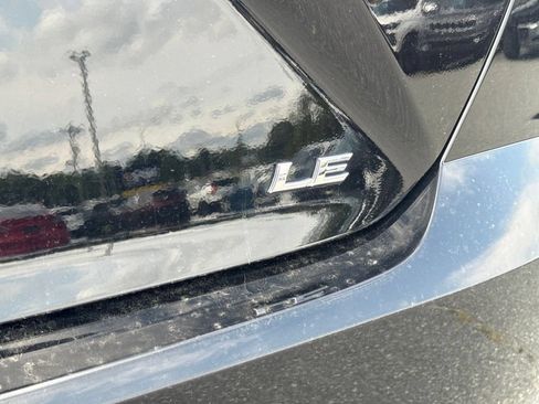 Used 2025 Toyota Camry LE FWD image 20