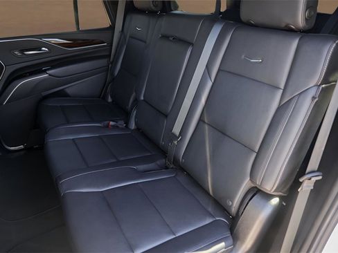 Used 2023 Cadillac Escalade Luxury w/ LPO, Illumination Package image 26