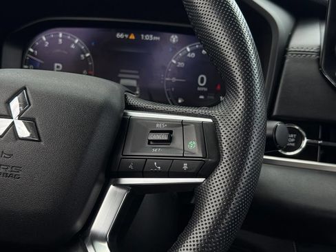Used 2022 Mitsubishi Outlander SEL AWD/4WD image 9