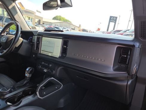 Used 2022 Ford Bronco Outer Banks AWD/4WD image 14