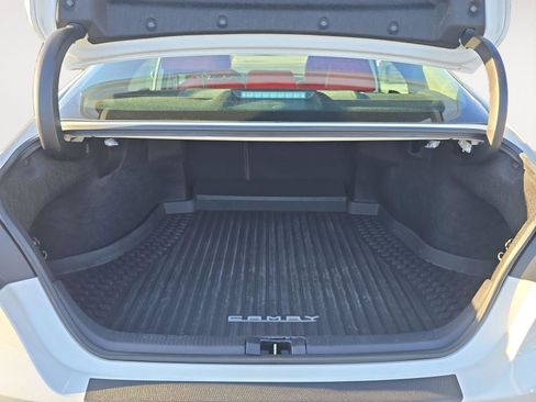 Used 2023 Toyota Camry XSE image 14