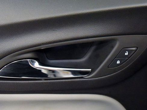 Used 2024 Chevrolet Equinox LS w/ LS Convenience Package image 15