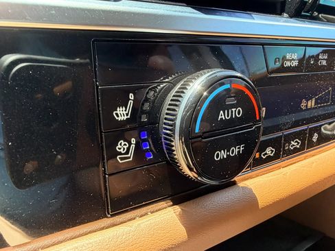 Used 2023 Nissan Pathfinder Platinum AWD/4WD image 20
