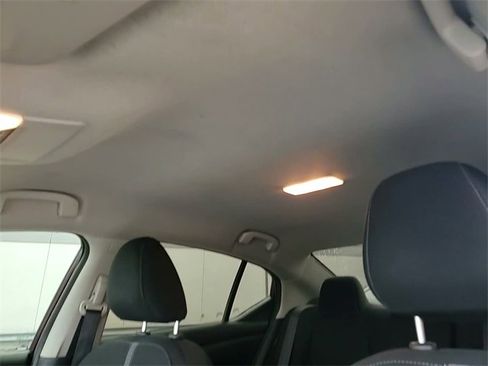 Used 2024 Nissan Sentra SV image 19