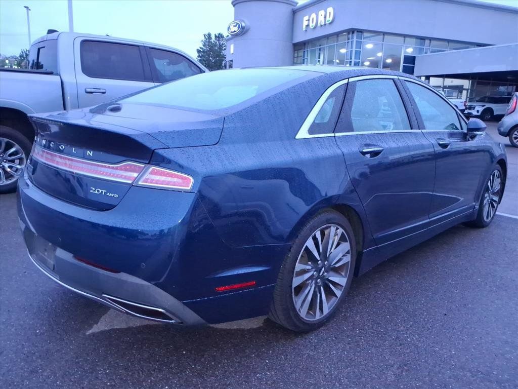 Used 2017 Lincoln MKZ Reserve w/ Climate Package AWD/4WD image 4