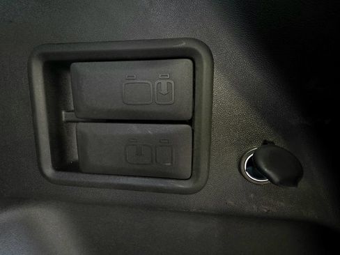 Used 2022 Chevrolet Equinox LT FWD image 9