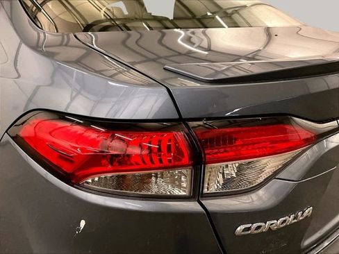 Used 2025 Toyota Corolla SE FWD image 28