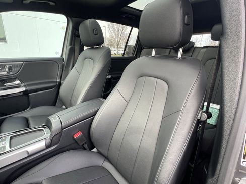 Used 2024 Mercedes-Benz GLB 250 250 image 16