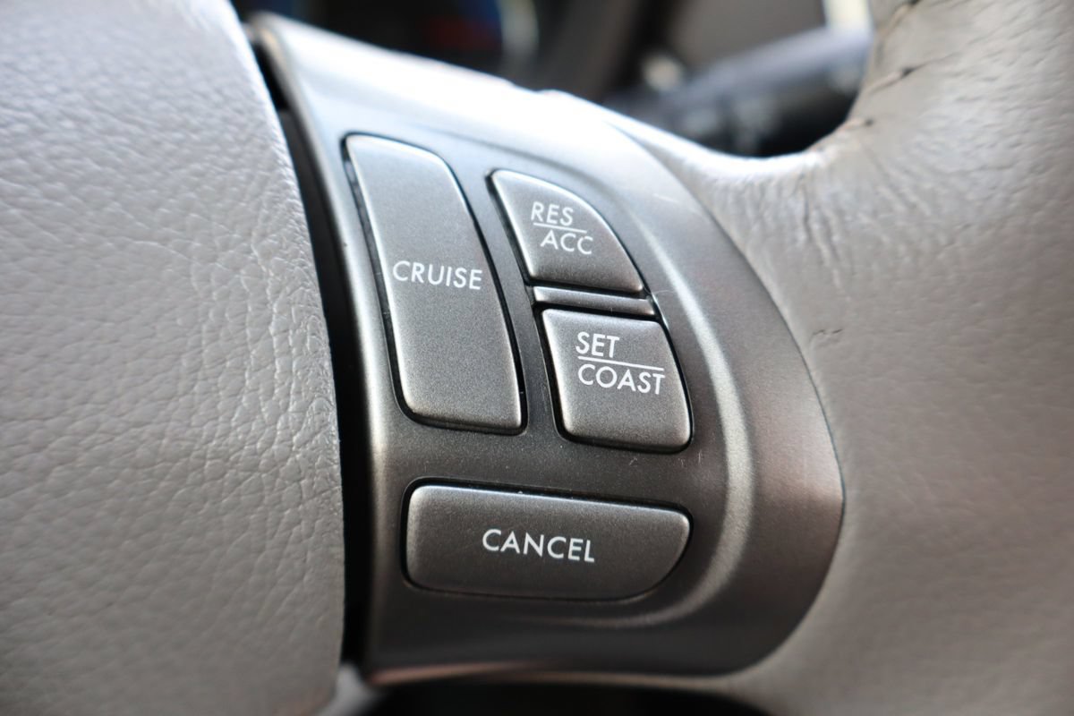 Used 2009 Subaru Forester 2.5X Limited AWD/4WD image 31