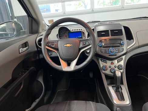 Used 2012 Chevrolet Sonic LT FWD image 8