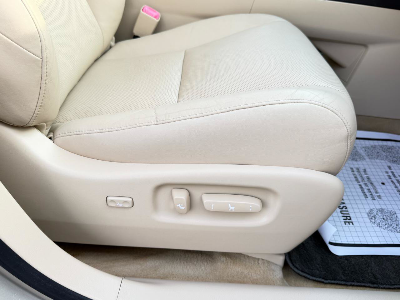 Used 2012 Lexus RX 450h AWD w/ Premium Pkg image 51