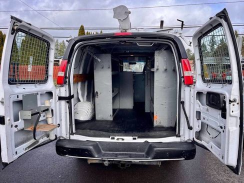Used 2013 Chevrolet Express 2500 RWD image 14