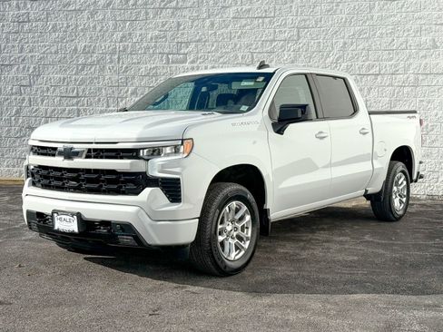 Used 2023 Chevrolet Silverado 1500 RST image 3