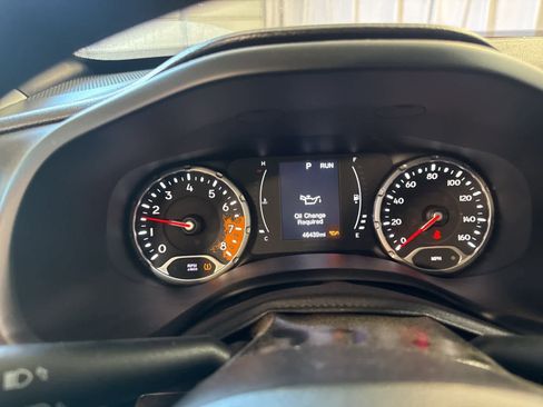 Used 2018 Jeep Renegade Sport w/ Power & Air Group image 24