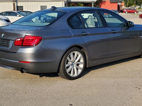 Used 2011 BMW 535i xDrive Sedan image 3