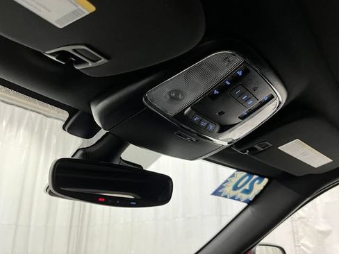 Used 2020 Jeep Grand Cherokee High Altitude AWD/4WD image 22