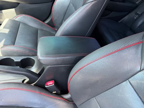 Used 2019 Hyundai Elantra Sport w/ Cargo Package FWD image 14