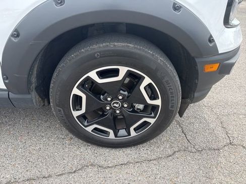 Used 2023 Ford Bronco Sport Outer Banks w/ Tech Package image 4